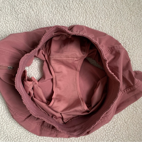 Lululemon Tracker Short V 4" - Picture 6 of 8